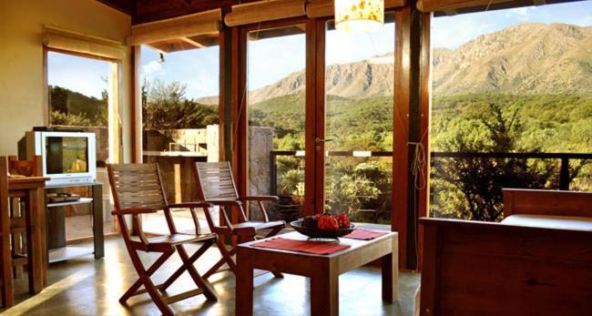 فندق كابيلا ديل مونتيفي  La Lomada Cabanas الغرفة الصورة